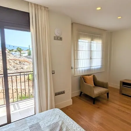 2 Bedroom With Heated Pool