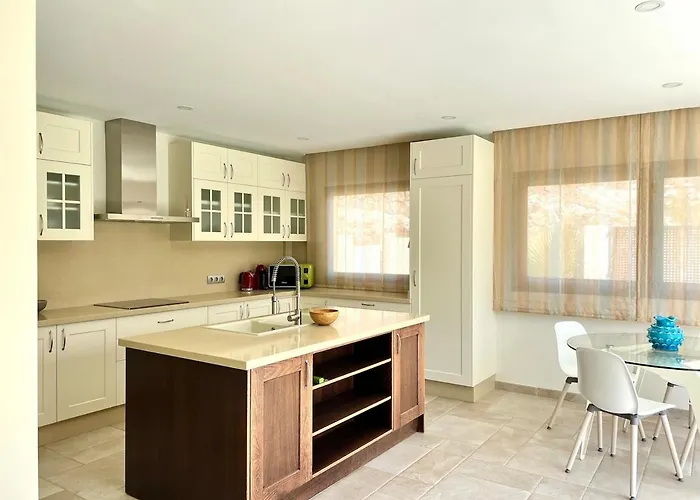 2 Bedroom With Heated Pool * La Mareta