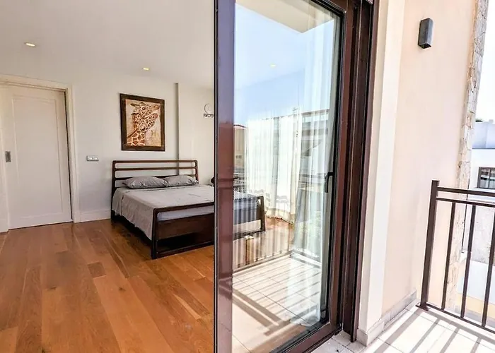 2 Bedroom With Heated Pool Villa *