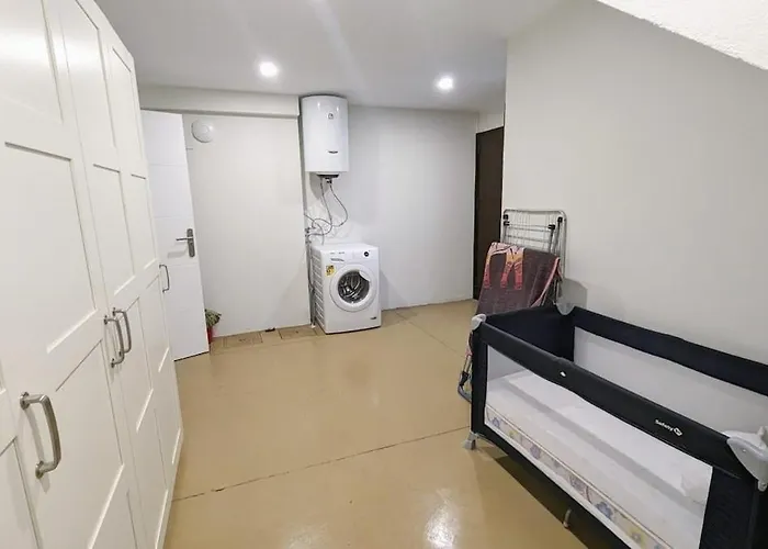 2 Bedroom With Heated Pool *